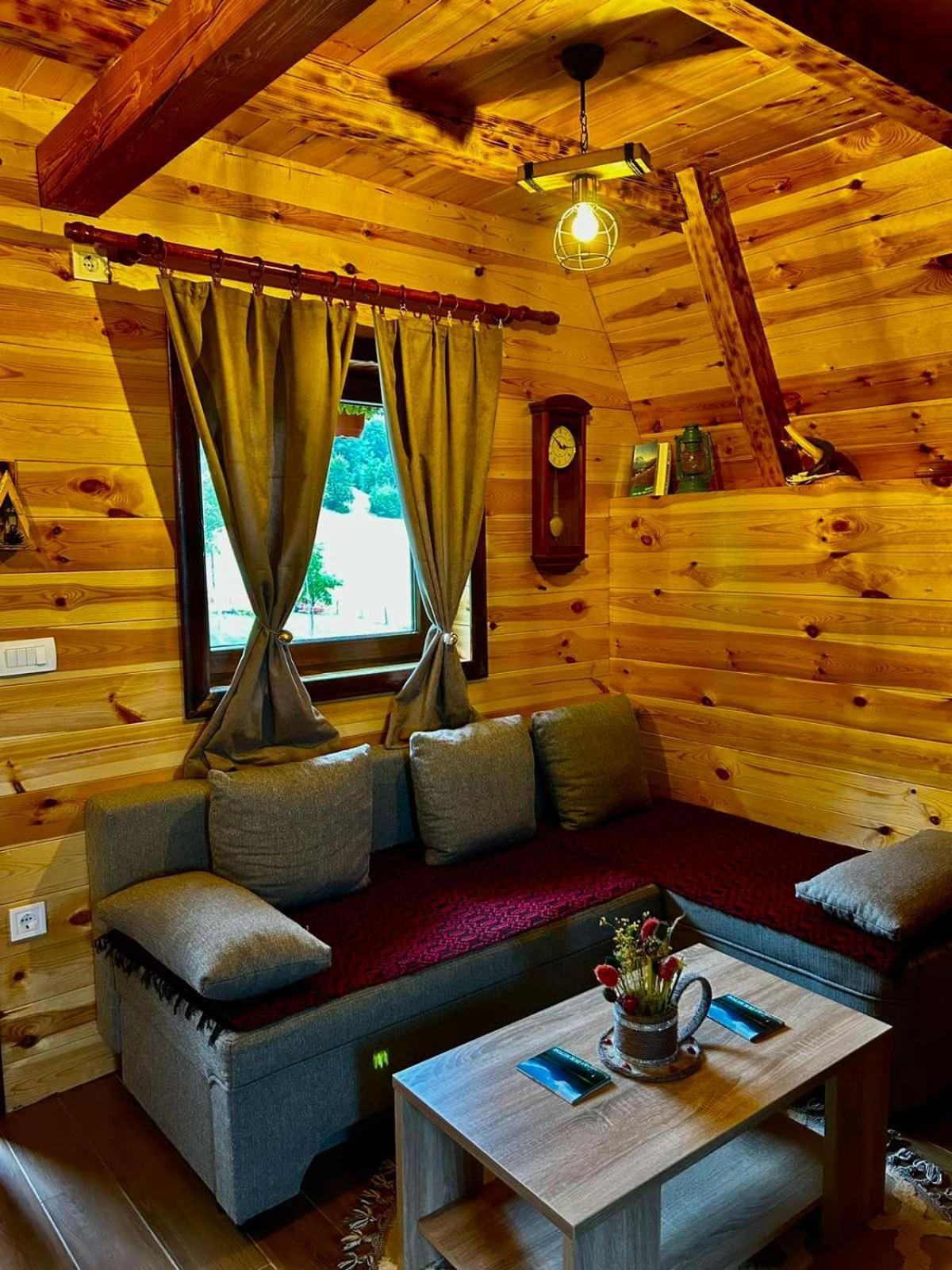 Mountain House Drveni Raj Villa ชาเบลียค ภายนอก รูปภาพ