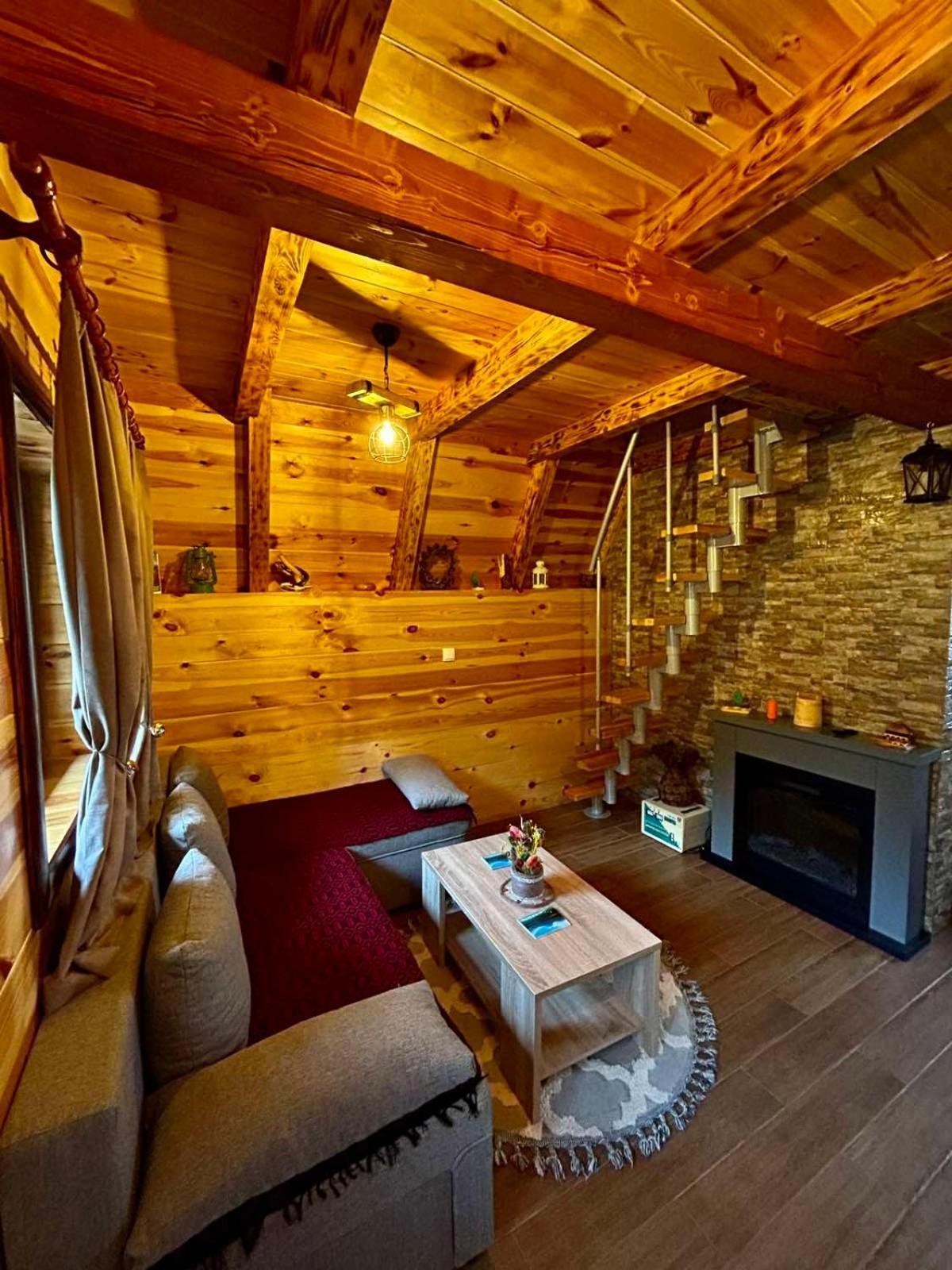 Mountain House Drveni Raj Villa ชาเบลียค ภายนอก รูปภาพ